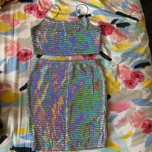 Holographic 2-piece Set.